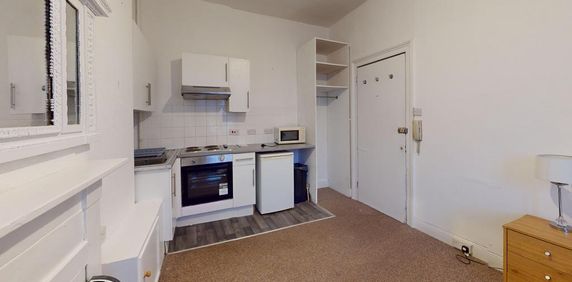 Studio to rent - Photo 2