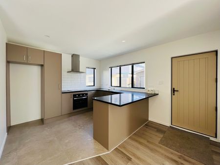 32 Black Beech Crescent, Takanini, Auckland - Photo 5