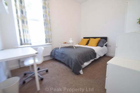 Room 3, Portland Avenue, Southend On Sea - Photo 2