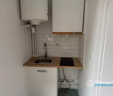 Location AppartementParis 17ème Batignolles - Photo 3