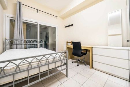 Cape Yard, Cape Yard, E1W - Photo 4