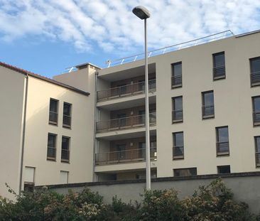 location Appartement T3 DE 60.56m² À CACHAN - Photo 4