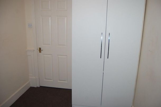 4 bedroom apartment to rent - Photo 1