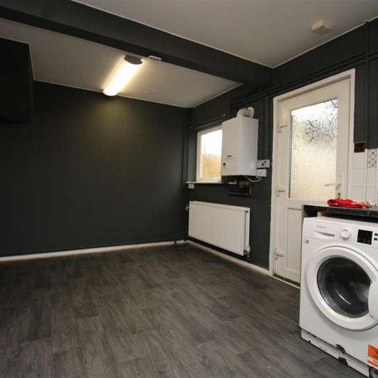 Fengate, Peterborough, PE1 - Photo 1