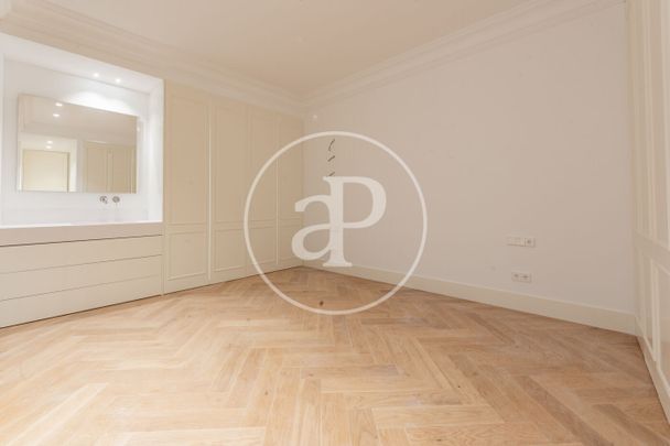 Flat for rent in Chueca - Justicia (Madrid) - Photo 1