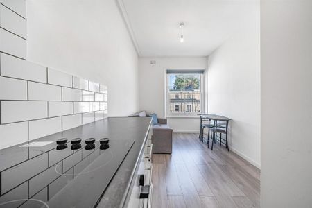 Studio to rent - Photo 5