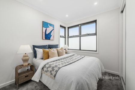 2/14 Stanley Grove, Blackburn - Photo 4