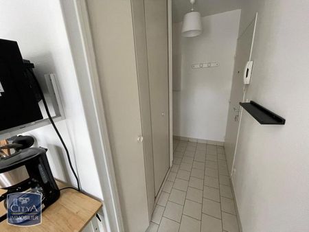 Location Appartement 1 pièce 25m² BLOIS 41000 - Photo 5