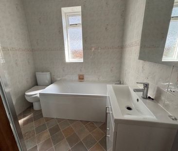 Willingham Road, Over, Cambridge - Photo 2