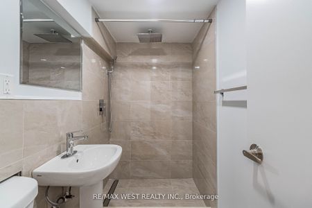 For Lease - 7 Highland Hill, Toronto, Ontario - Photo 5