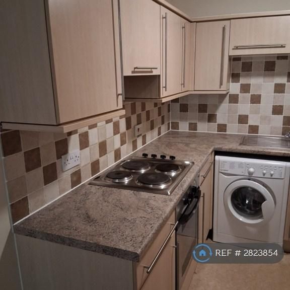 1 bedroom flat to rent - Photo 1