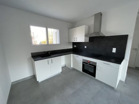 Location Appartement 2 pièces 47m² OLEMPS 12510 - Photo 4