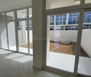 Elegant 3bedroom townhouse | Unfurnished | RRM - Photo 3