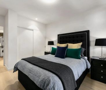 Sleek Urban Living in the Heart of Prahran's Vibrant Lifestyle Hub - Photo 6