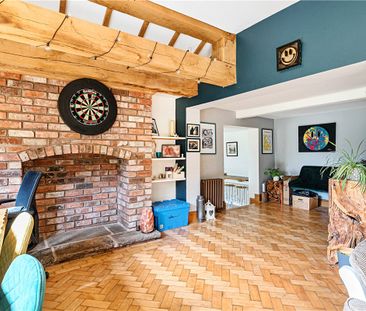 A three bedroom semi-detached family home with a car port and drive... - Photo 6