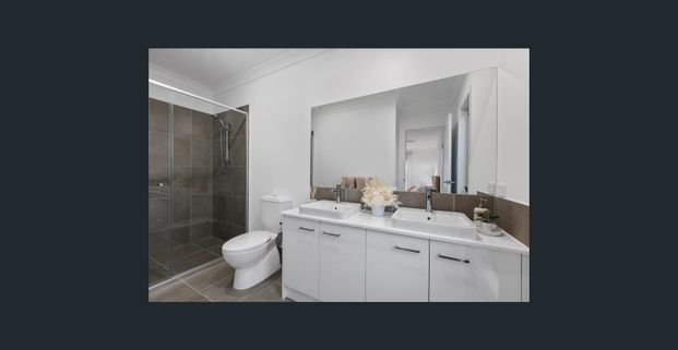 Spacious New Family Home in Greenbank - Photo 1