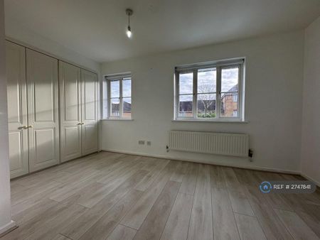 3 bedroom semi-detached house to rent - Photo 4