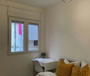 Carrer d'Almoines, Valencia, Valencian Community 46018 - Photo 2