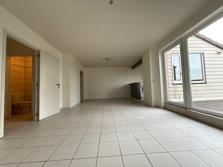 Appartement met 2 slaapkamers en groot terras - Photo 5