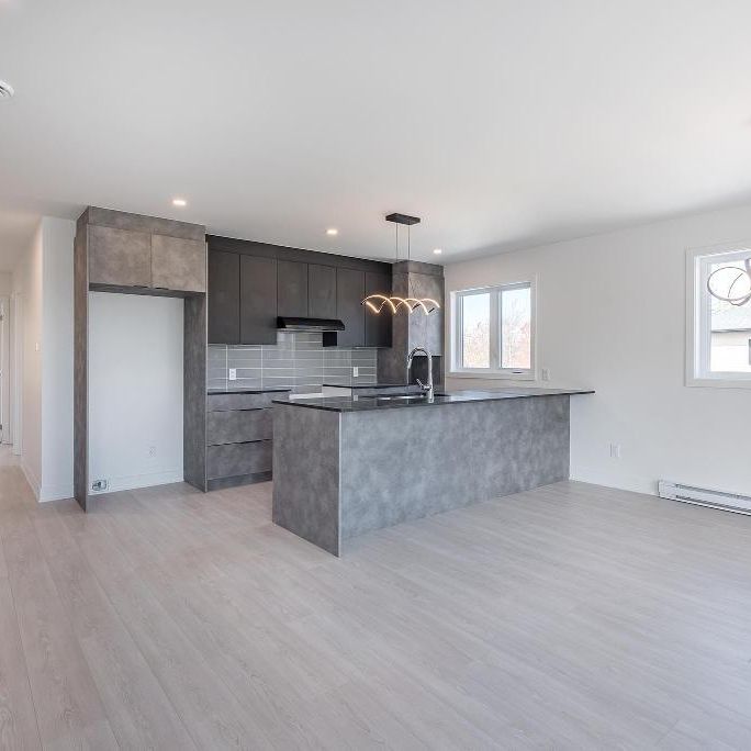 Condo 5 1/2 à louer St-Hyacinthe (Douville) - Photo 1
