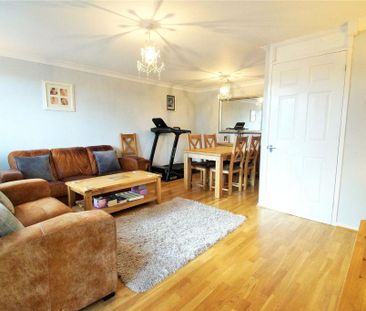 3 bedroom terraced house to rent - Photo 2