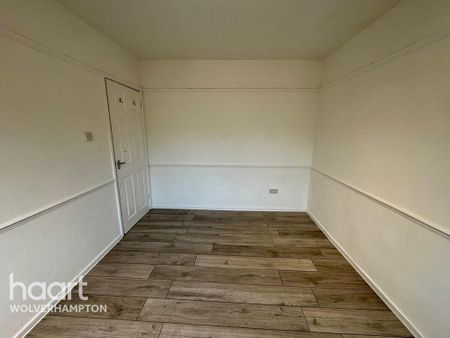 4 bedroom semi-detached house to rent - Photo 4