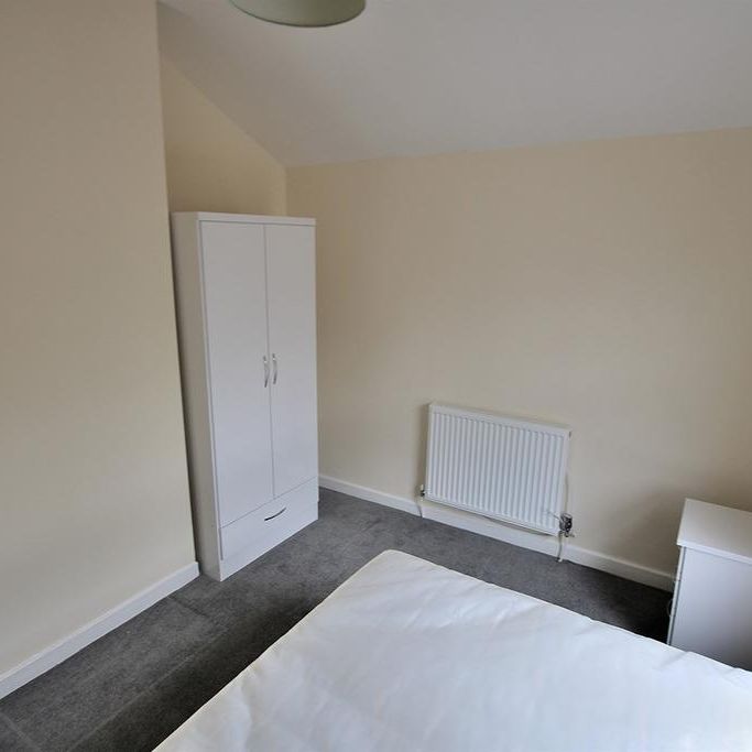 1 bedroom in a house share to rent - Photo 1