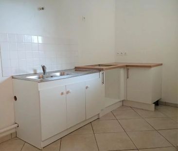 Location Appartement 2 pièces 52m² PONTAULT COMBAULT 77340 - Photo 2