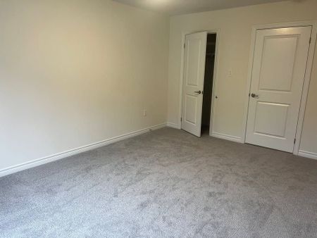 For Lease - 305 Garner Road Unit# 69, Hamilton, Ontario - Photo 4