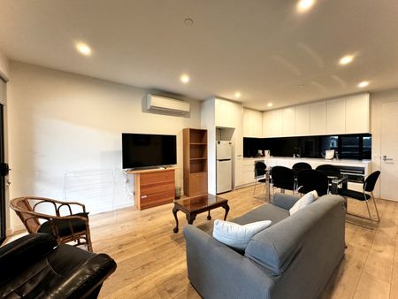 6 Month Lease - Modern two bedroom apartment in ideal location - Photo 4