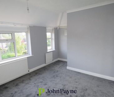 2 bedroom semi-detached house to rent - Photo 5