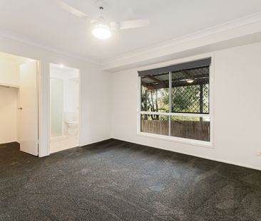 33 William Nixon Way, Edens Landing QLD 4207 - House For Rent | Domain - Photo 4
