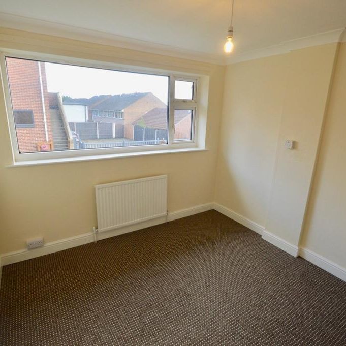 3 bedroom semi-detached house to rent - Photo 1