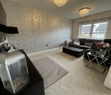 3 bedroom detached house to rent - Photo 3