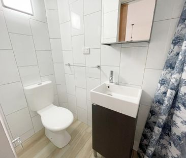 202 Kilgour Street, Geelong - Photo 3