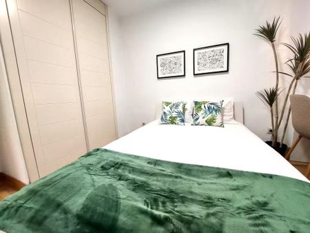 Avenida de España, Coslada, Community of Madrid 28821 - Foto 2