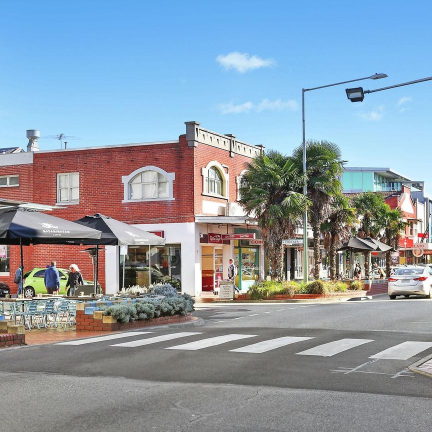 3/4 Alfriston Street, Elwood VIC 3184 - Townhouse For Rent | Domain - Photo 1