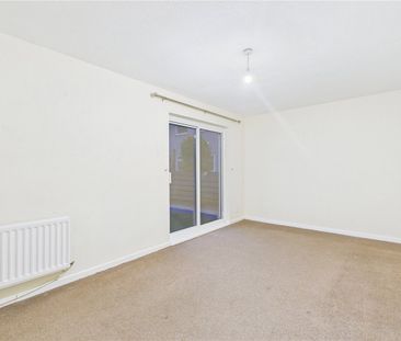3 Bedroom Semi-detached - Photo 4
