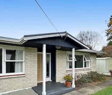 Delightful two-bedroom home - Photo 5