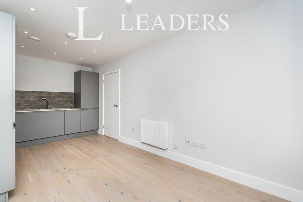 1 bedroom apartment to rent Compass Point, 450 Romsey Road, Southampton, SO16 - Photo 1