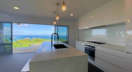 Idyllic clifftop position in the heart of Manly - Photo 3