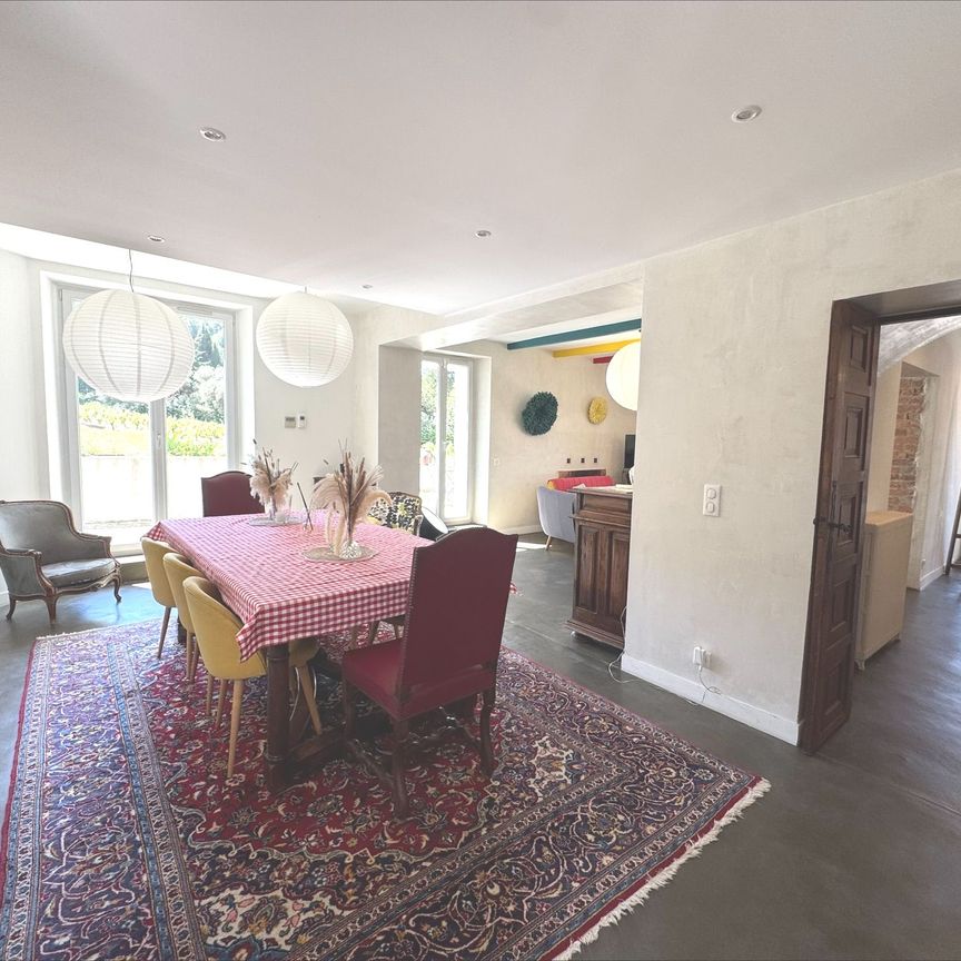 Location Maison 5 pièces 170m² CASSIS 13260 - Photo 1