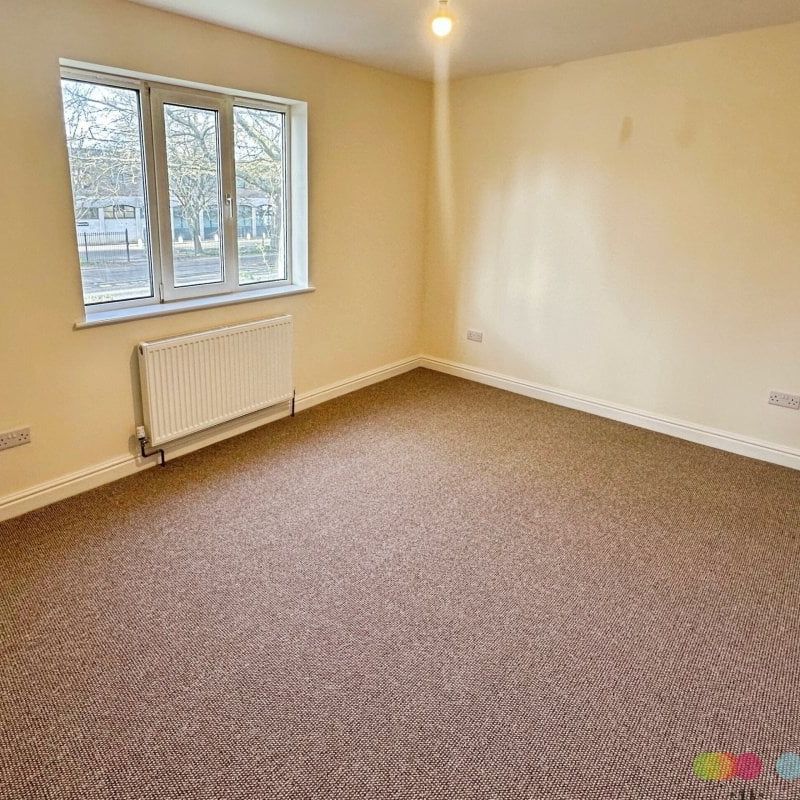 Wragby Road - Photo 1