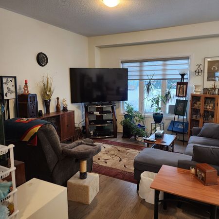 For Lease - 14 Golf Links Drive, Loyalist, Ontario - Photo 3