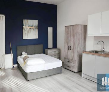 1 bedroom in a house share to rent - Photo 2