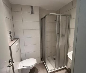 Helles und modernes Apartment im Herzen von Köln - Photo 1