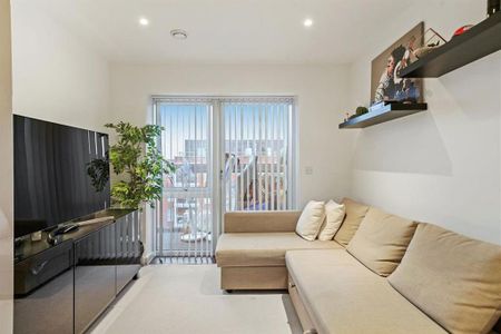 3 bedroom flat to rent - Photo 2