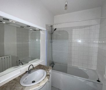 Location Appartement 1 pièce 44m² - Photo 6