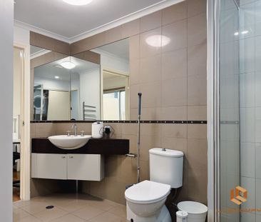 West Melbourne - Photo 4