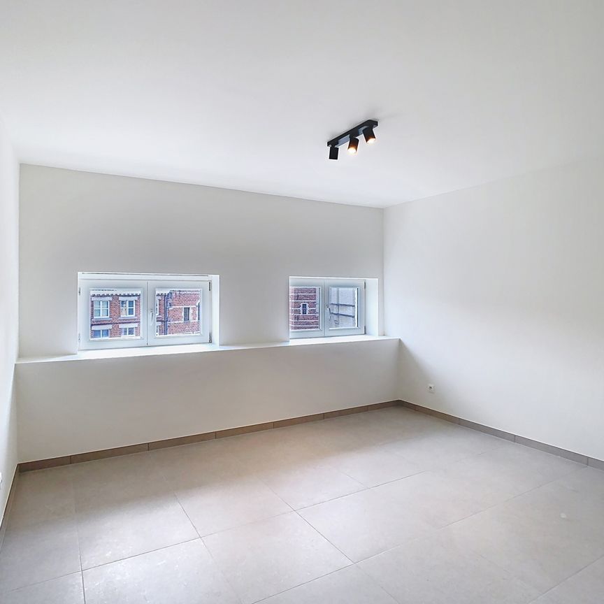 Prachtige penthouse te huur in hartje Zoutleeuw! - Photo 1